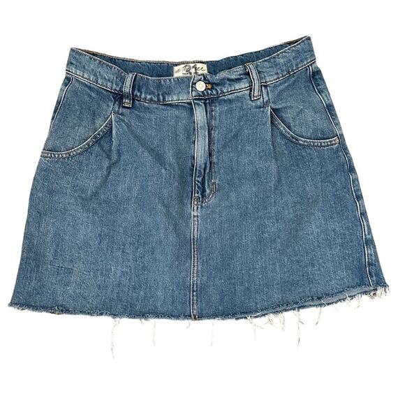 We The Free People Cosmico Flirt Denim Pleated Raw Hem Mini Skirt Rain Wash 31 - Picture 1 of 8